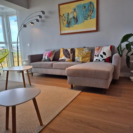 Apartment 1b143 Amplio Apto En Primera Linea De Playa Gijon