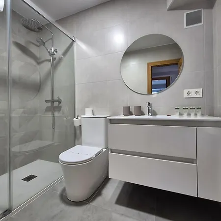 Appartamento 1b143 Amplio Apto En Primera Linea De Playa By R2r Consulting Gijón